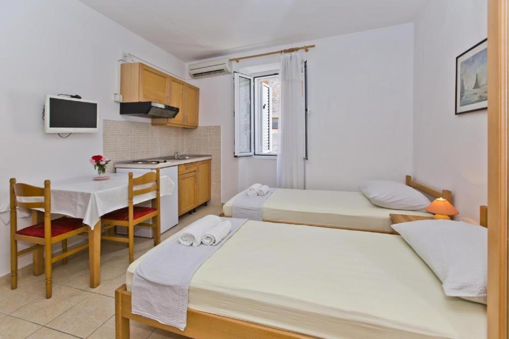 חוואר Vila Maria Old Town Hvar מראה חיצוני תמונה