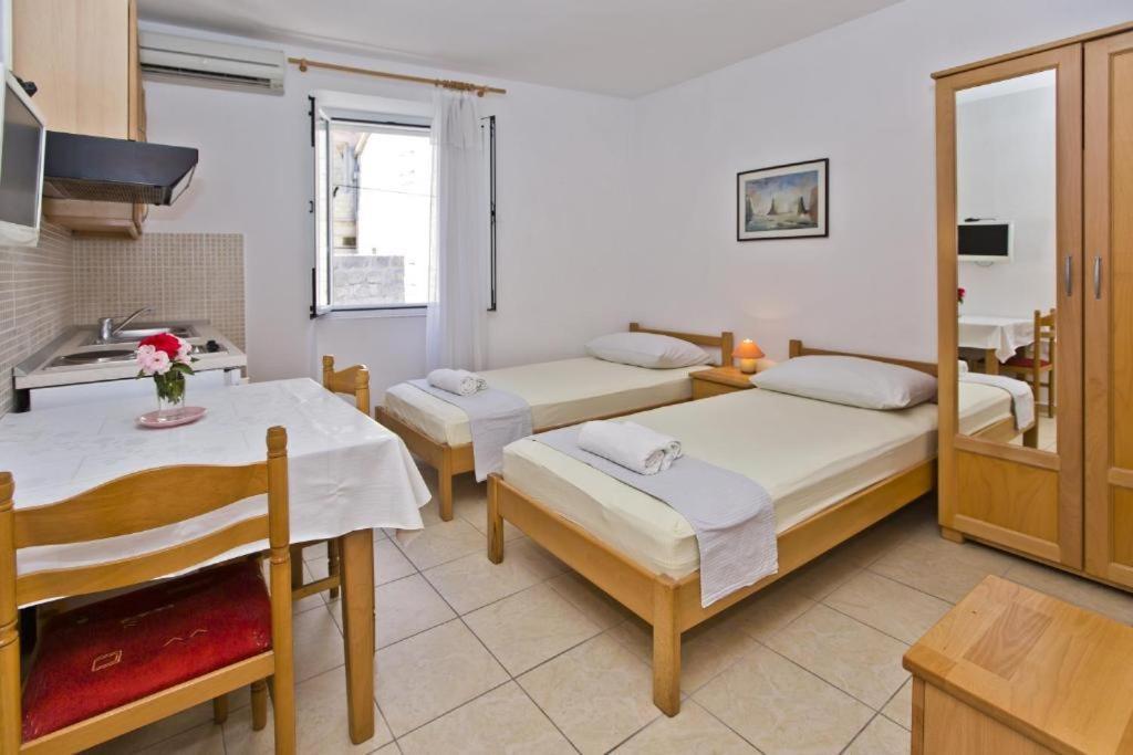 חוואר Vila Maria Old Town Hvar מראה חיצוני תמונה